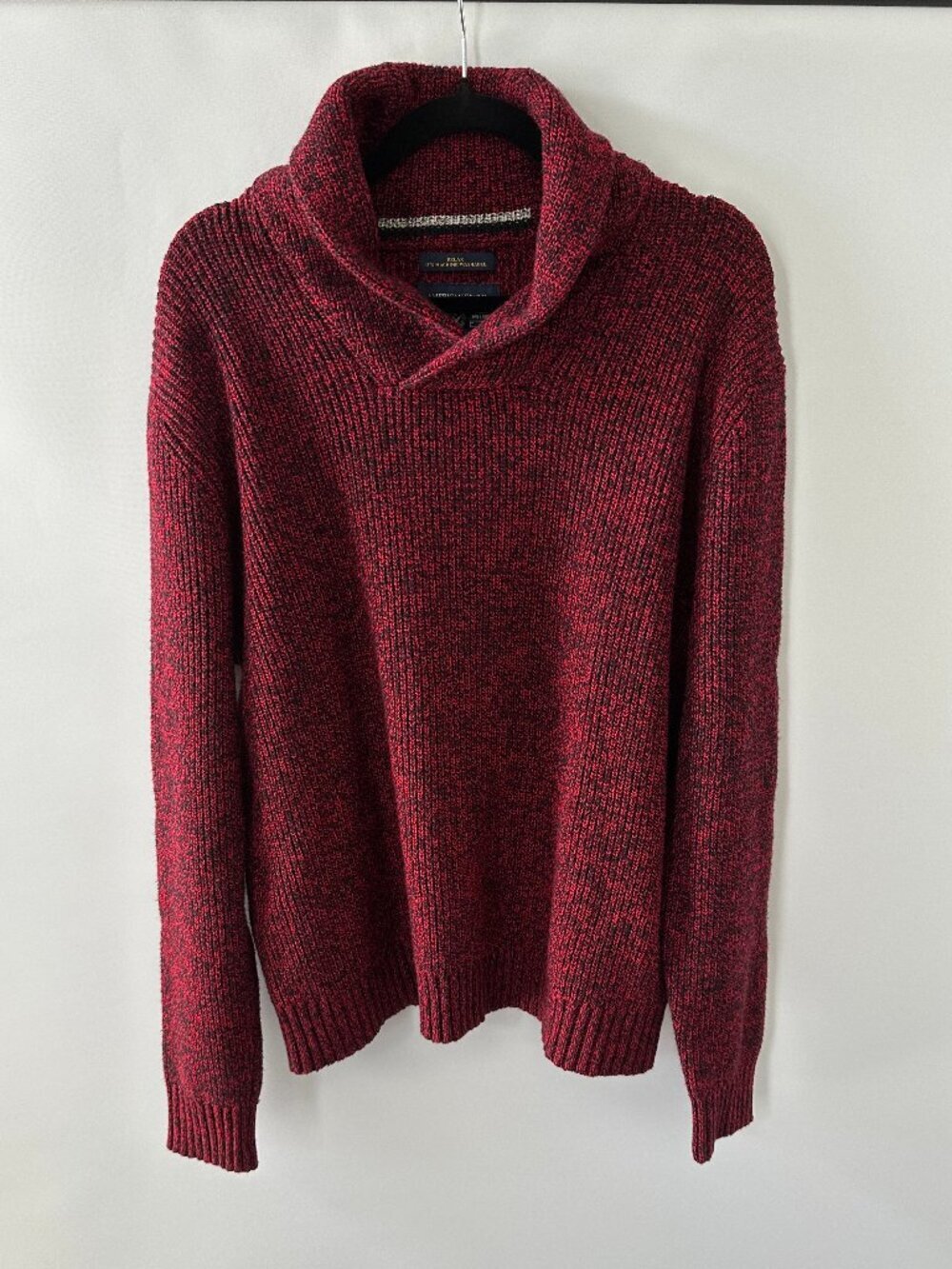 American Eagle Red & Black Men's Large Athletic Fit Sweater